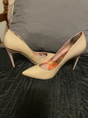 Ted Baker Cream Patent Pointed-Toe Stiletto Pumps